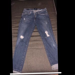 Size 7 Levi's Boyfriend Jeans (women’s)